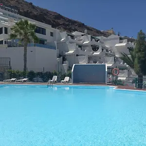 https://la-casita-de-ngela.in-canary-islands.com